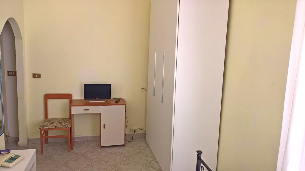Albergo Golfo Follonica Exteriör bild