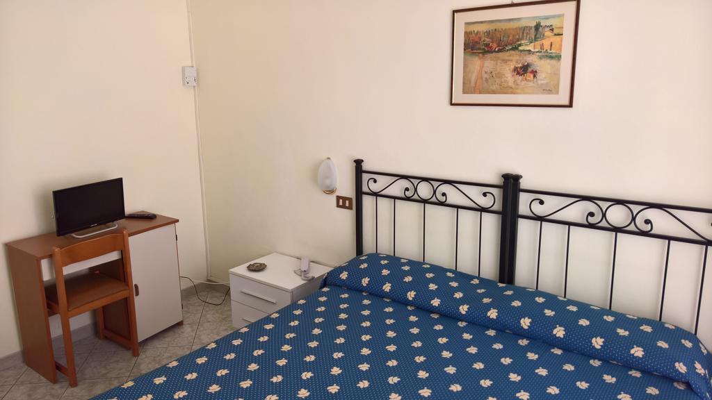 Albergo Golfo Follonica Exteriör bild