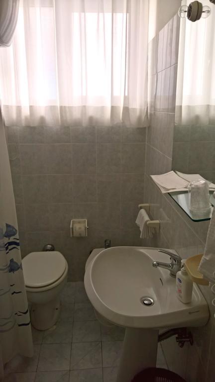 Albergo Golfo Follonica Exteriör bild